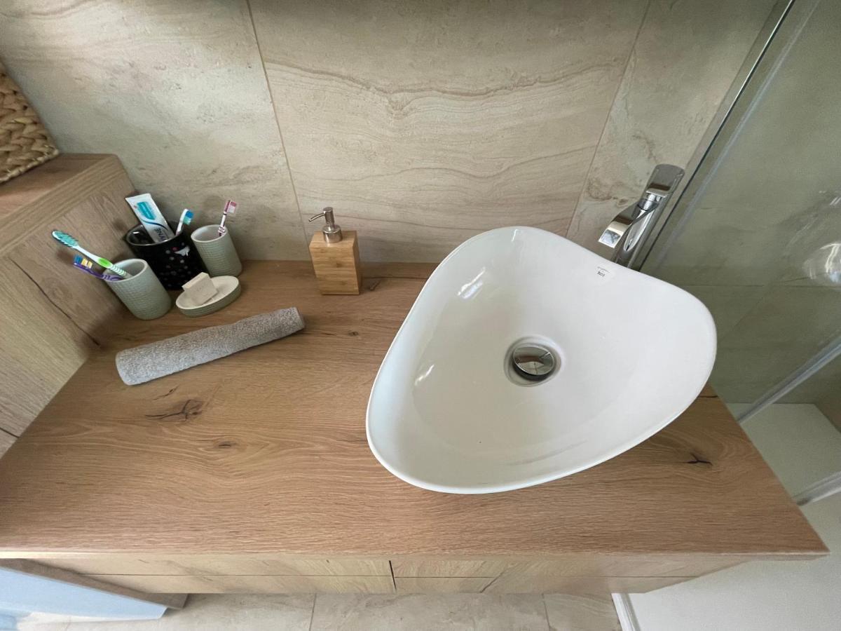 Fenyves Beach Apartman Delux Balatonfenyves Luaran gambar